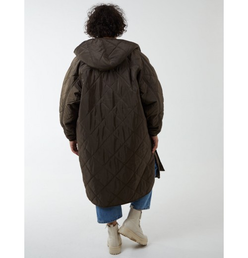 Curve Diamond Quilted Coat Curve Diamond Quilted Coat